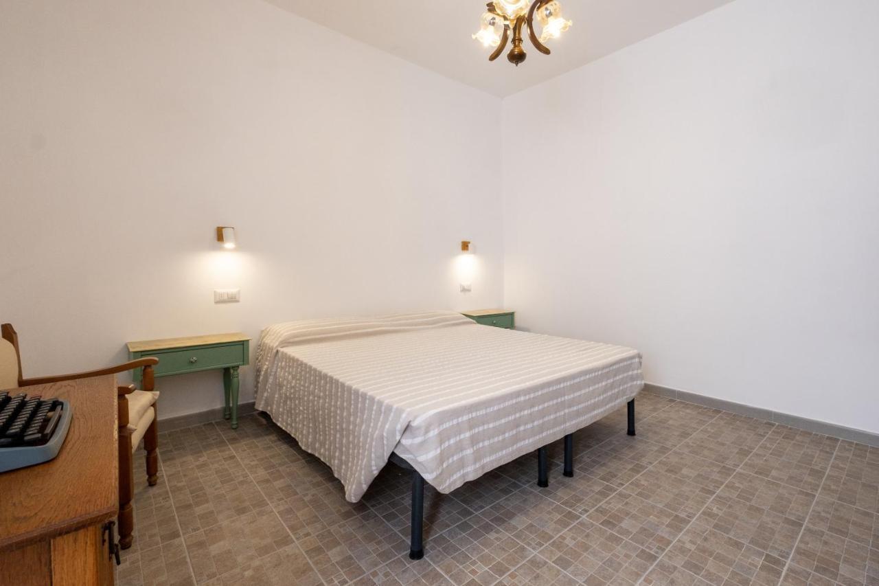 La Sosta Del Pellegrino Appartement Sorano  Buitenkant foto